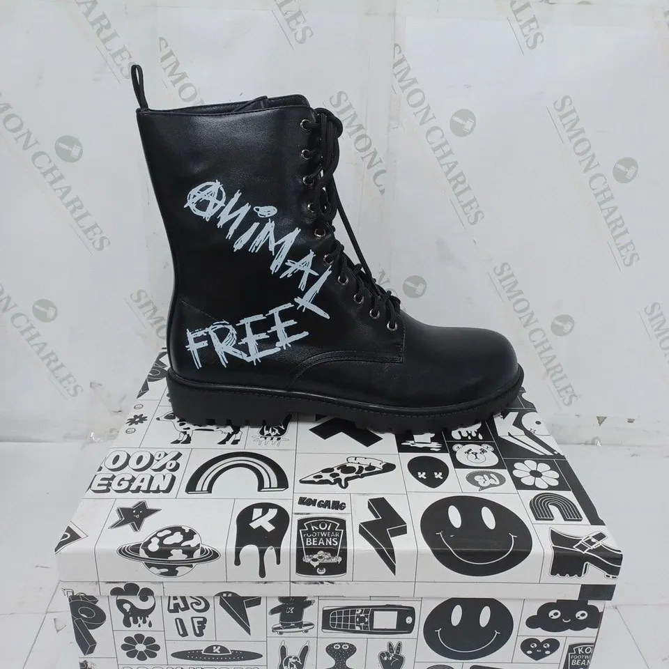 KOI FOOTWEAR MENS BLACK ANIMAL FREE MILITARY BOOTS SIZE 10