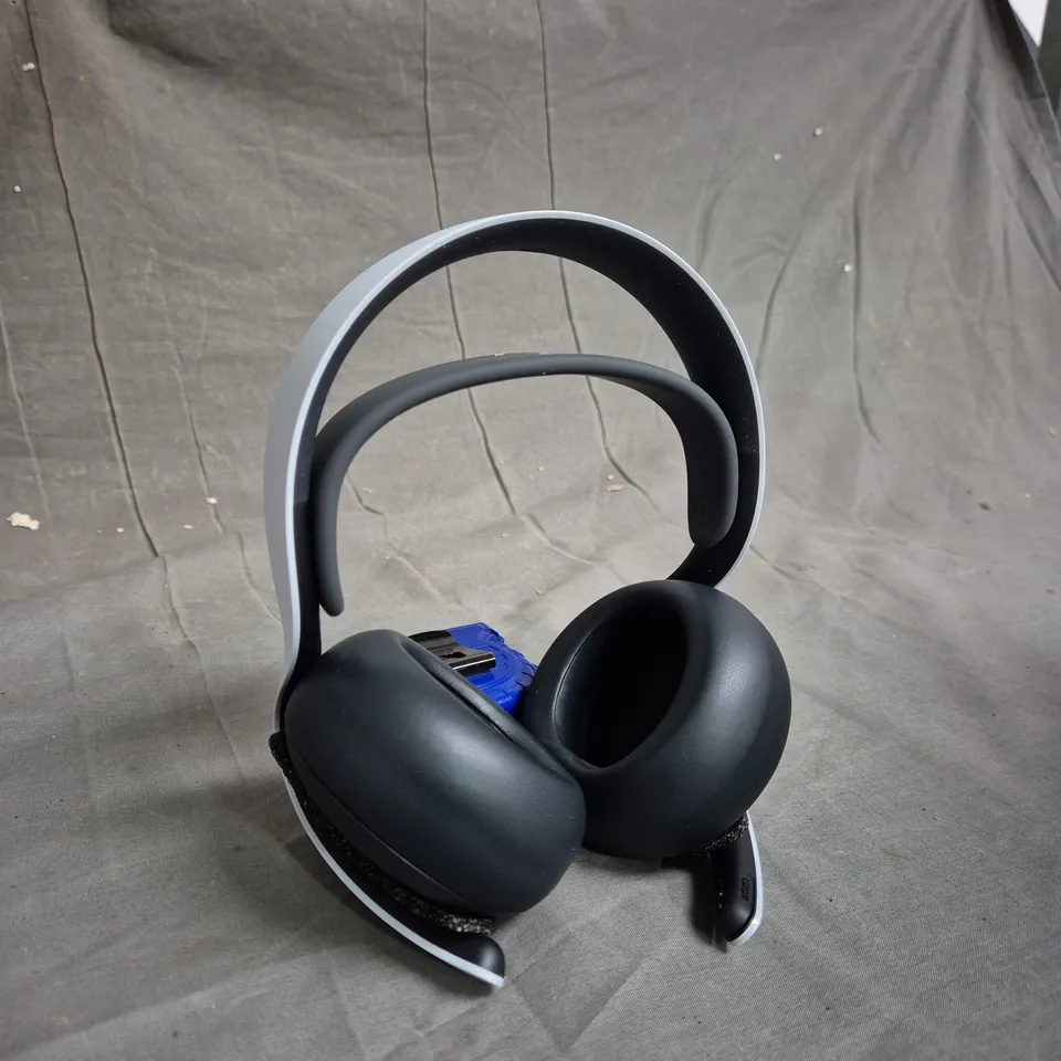 PLAYSTATION PULSE ELITE WIRELESS HEADSET