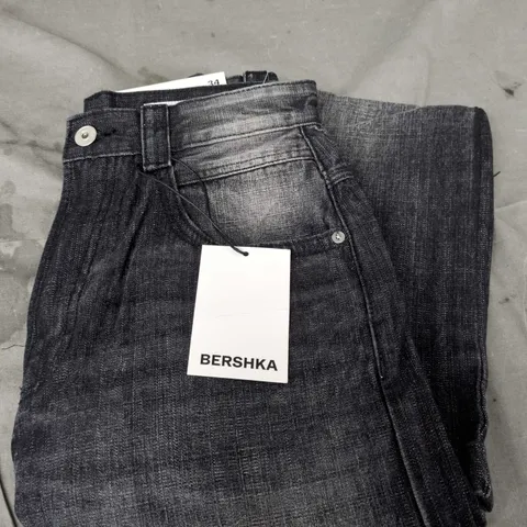 BERSHKA MEGA BAGGY JEANS – EU 34