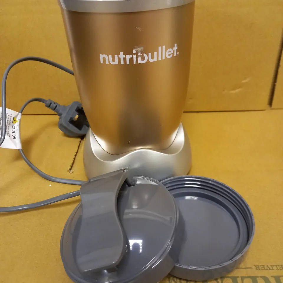 NUTRIBULLET 900W BLENDER CHAMPAGNE MULTI-FUNCTION SMOOTHIE MAKER