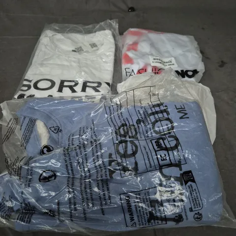 APPROXIMATELY 25 ASSORTED CLOTHING AND FASHION PRODUCTS IN VARIOUS STYLES AND SIZES - COLLECTION ONLY