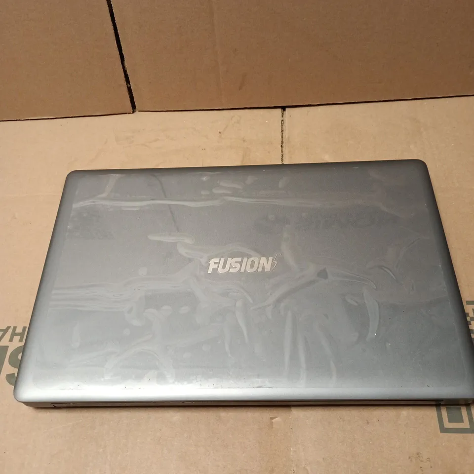FUSION5 LAPBOOK A90B+ PRO