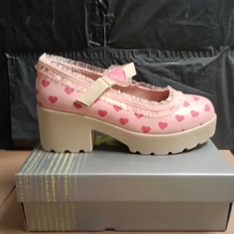 KOI MELANIE SWEETHEART MARY JANE SHOES PINK SIZE 10