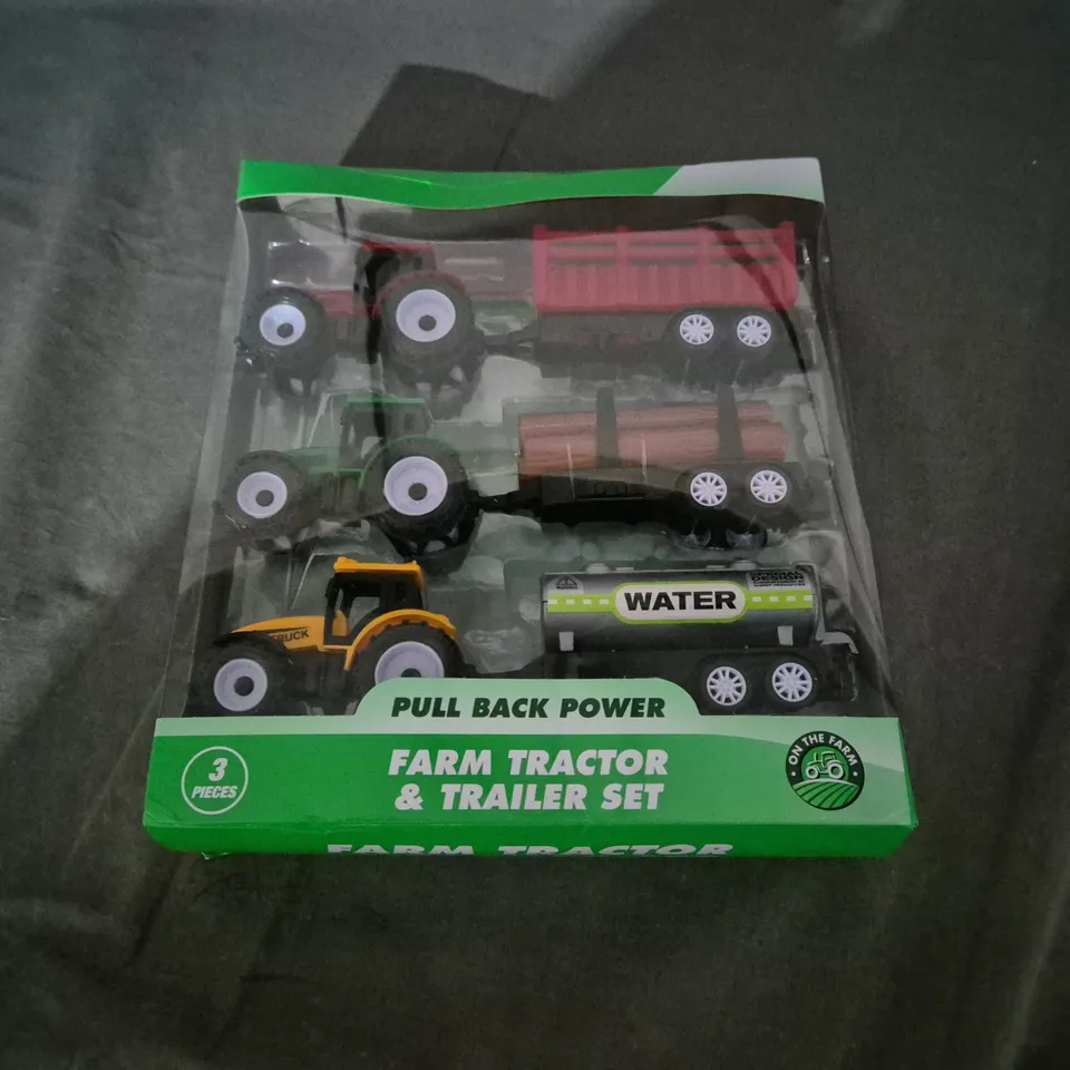 FARM TRACTOR AND TRAILER SET 