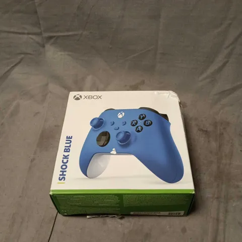 XBOX WIRELESS CONTROLLER – SHOCK BLUE (BOXED)