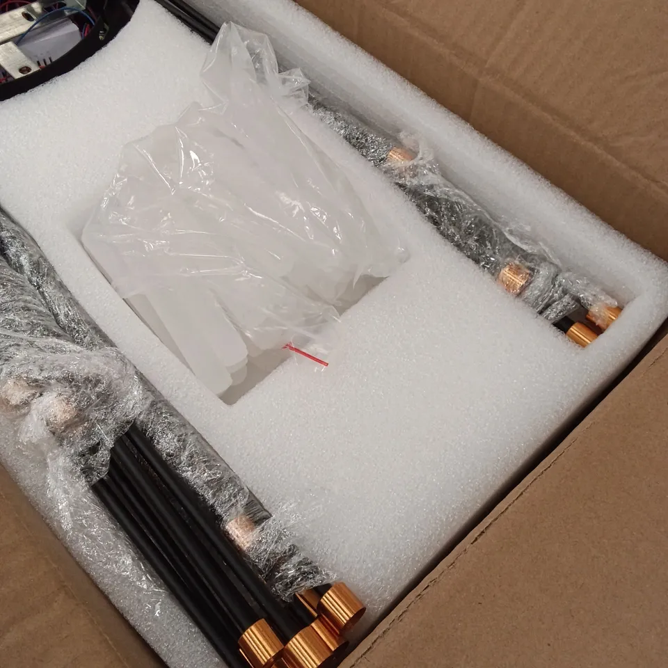 BOXED HANGING PENDANT LIGHT - BLACK (1 BOX)