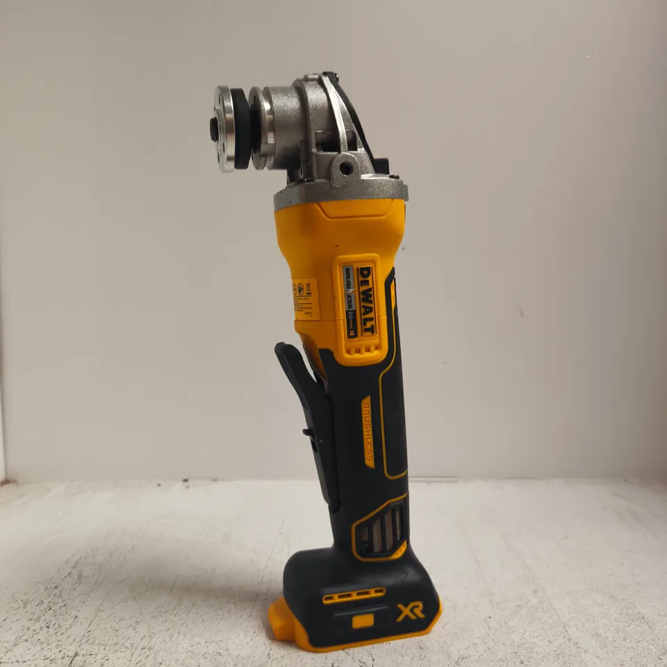 DEWALT DCG406 125MM BRUSHLESS CORDLESS ANGLE GRINDER – 18V/20V MAX XR WITH BATTERY