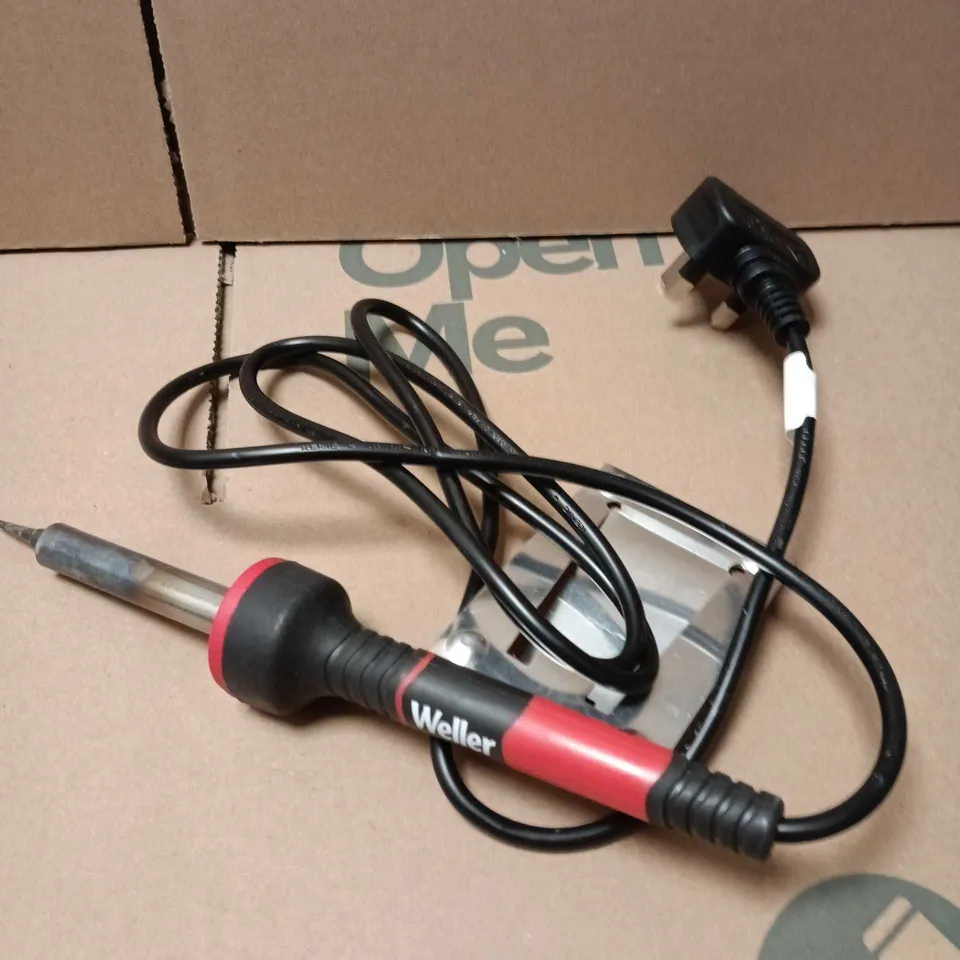 WELLER SOLDERING IRON WITH MAINS LEAD
