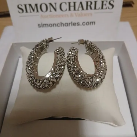 MALIKA STATEMENT CRYSTAL HOOPS 