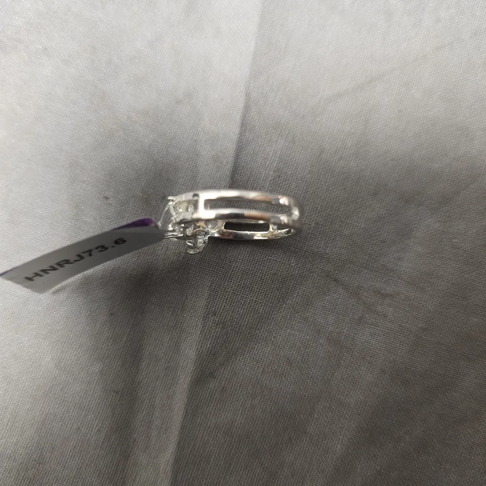 SILVER RING WITH CLEAR GEMSTONE – 925