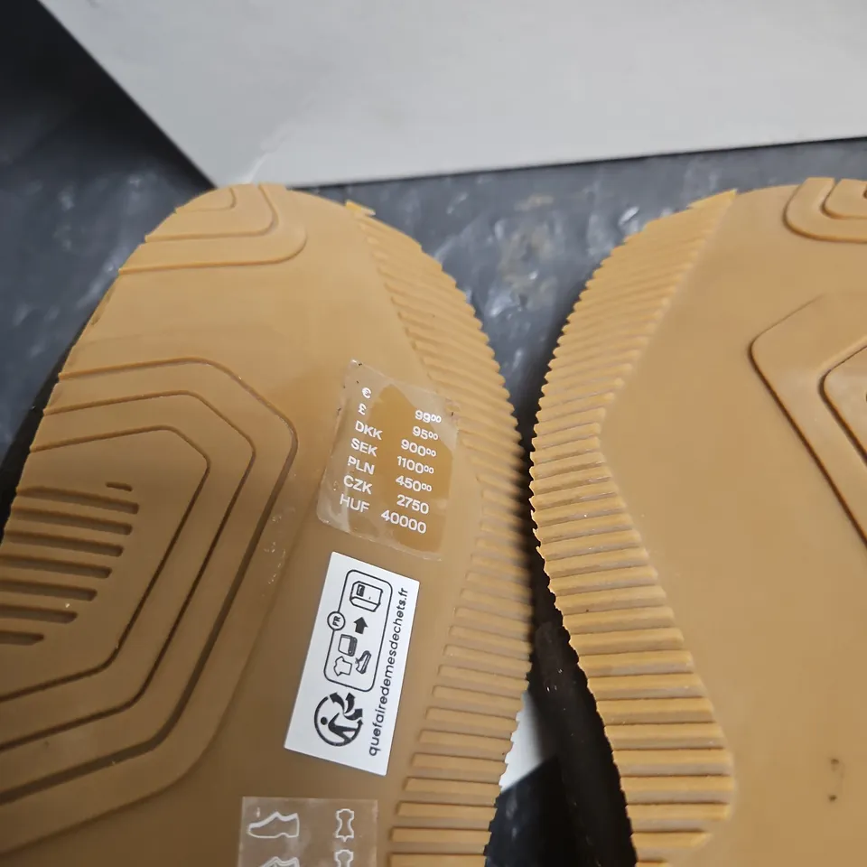 COS BROWN SUEDE TRAINERS – UK 5 (EU 38)