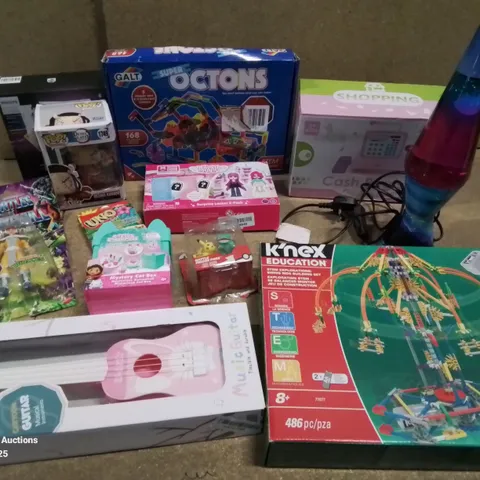 BOX OF APPROXIMATELY 10 KIDS BOXED TOYS TO INCLUDE: FUNKY POP, OCTONS GAME, CASH REGISTER, GUITAR ETC.