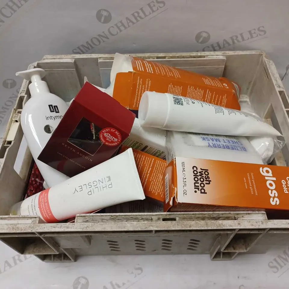 LOT OF APPROXIMATELY 30 COSMETICS ITEMS TO INCLUDE JOSH WOOD COLOUR COPPER GOLD GLOSS, CANNARY CBD CAPSULES, THE SOAPERY CITRIC ACID, ETC