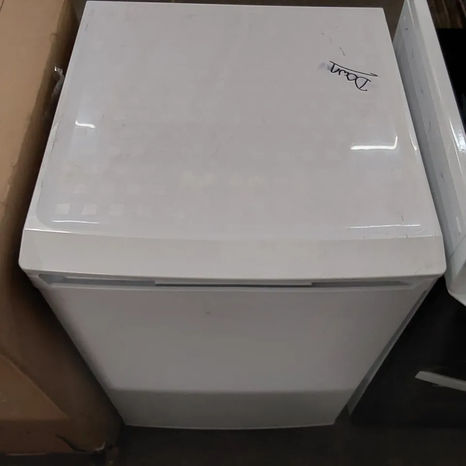 FREESTANDING REFRIGERATOR - WHITE