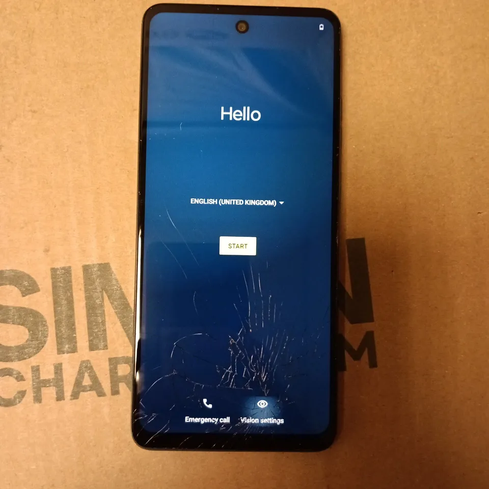 MOTOROLA MOTO G04 IN GREEN