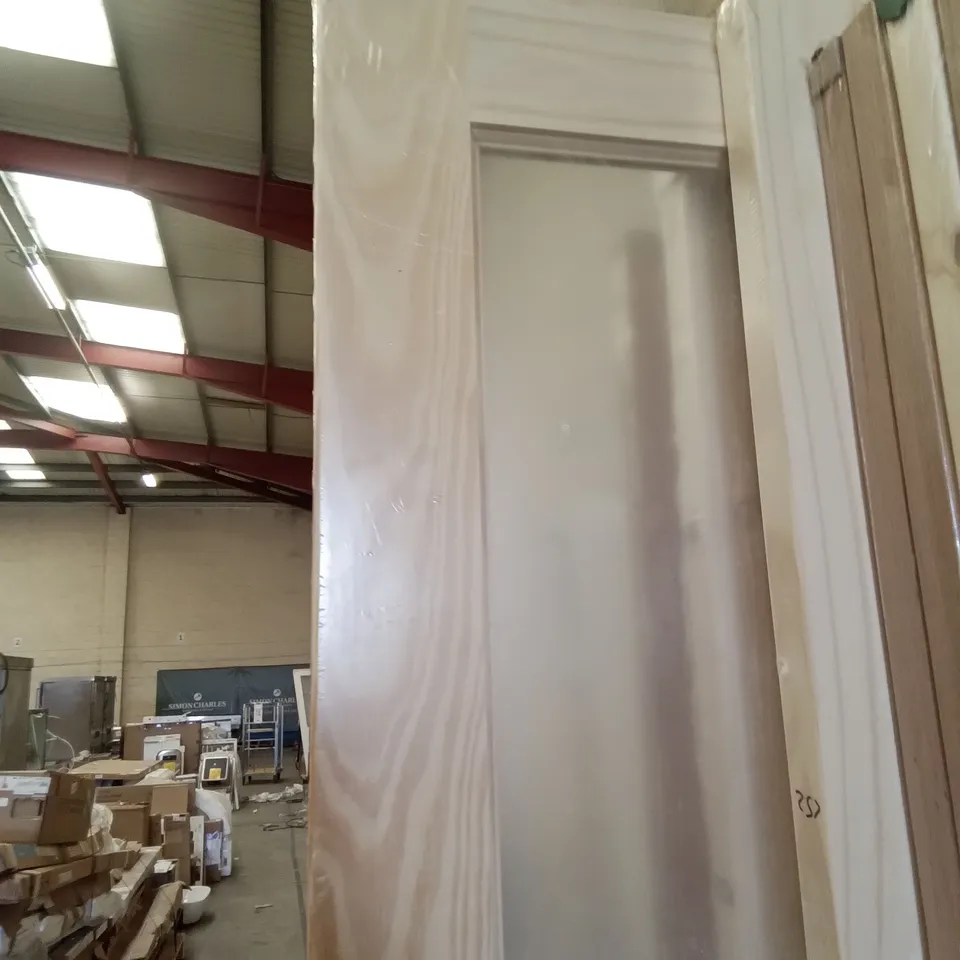 PACKAGED 2040 X 826MM 4 PANNEL CLEAR PINE GLAZED INTERNAL DOOR