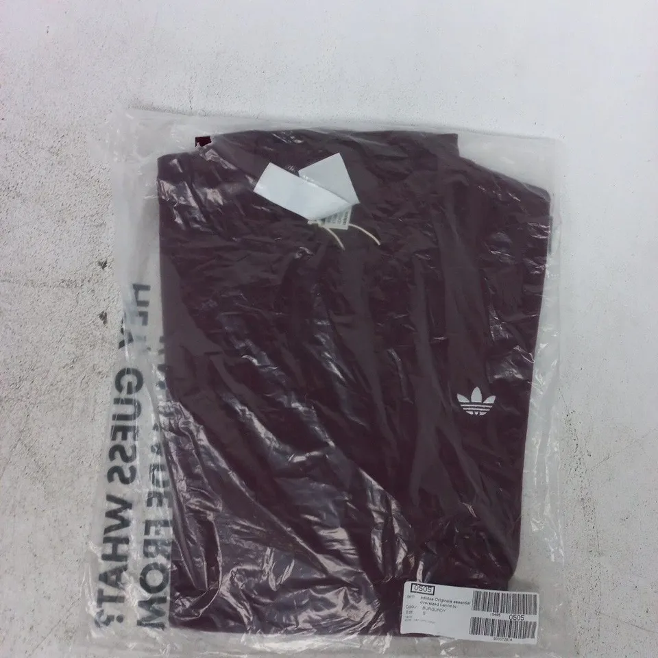BAGGED ADIDAS ORIGINALS ESSENTIAL OVERSIZED T-SHIRT IN BURGUNDY SIZE SMALL