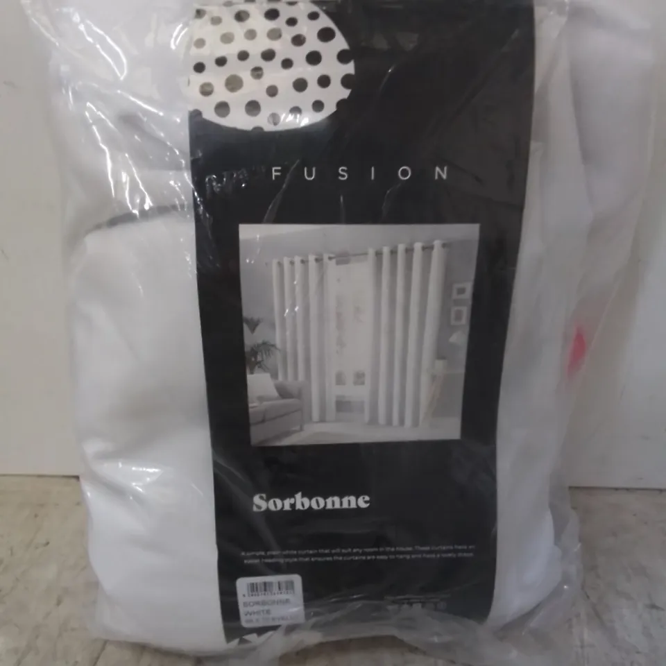 BAGGED 100% COTTON ROOM DARKENING EYELET CURTAINS, WHITE // SIZE: 168 X 183CM