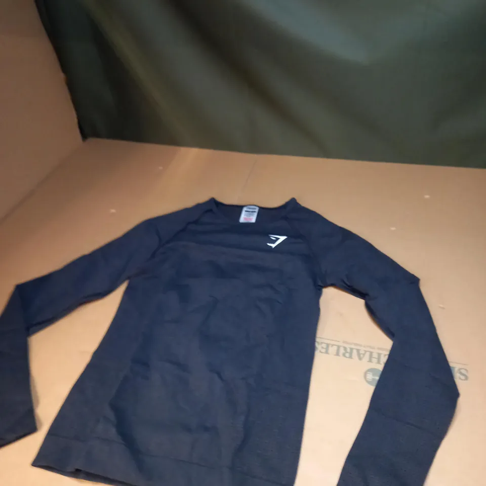 GYMSHARK THERMAL SHIRT SIZE SMALL