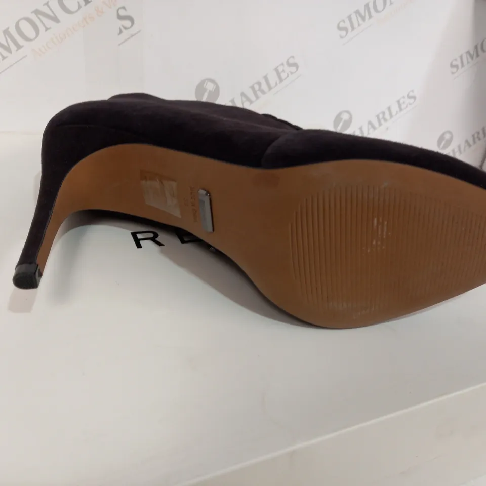 BOXED REISS SUEDE CHOCOLATE BOOT HEELS - SIZE 6