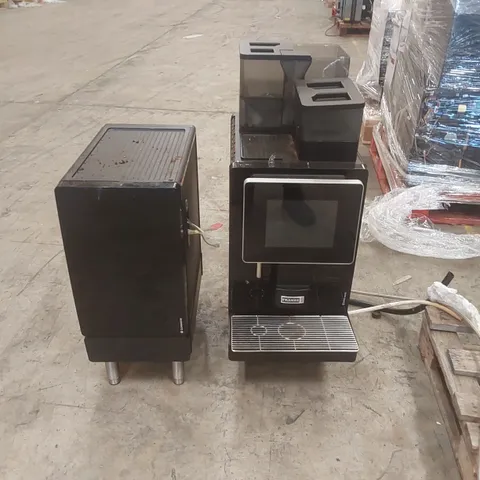 FRANKE A600 COMMERCIAL COFFEE MACHINE WITH MILK CHILLER (2 ITEMS)