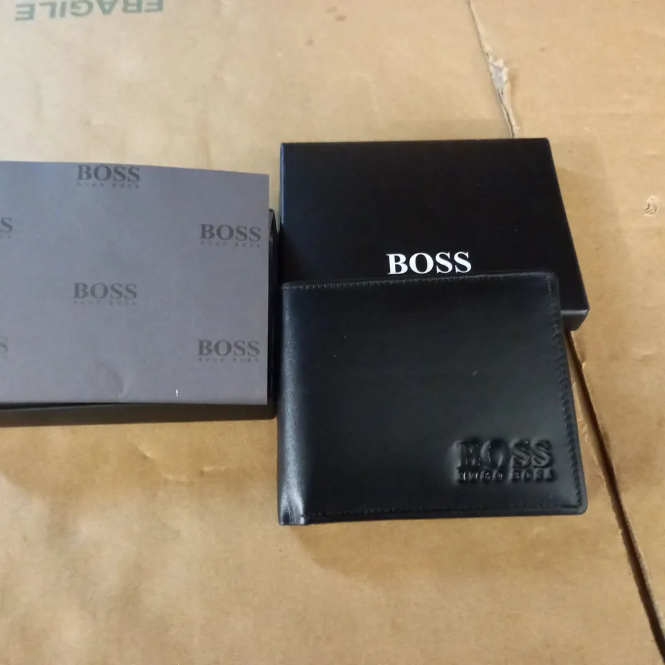 BOXED HUGO BOSS BLACK WALLET