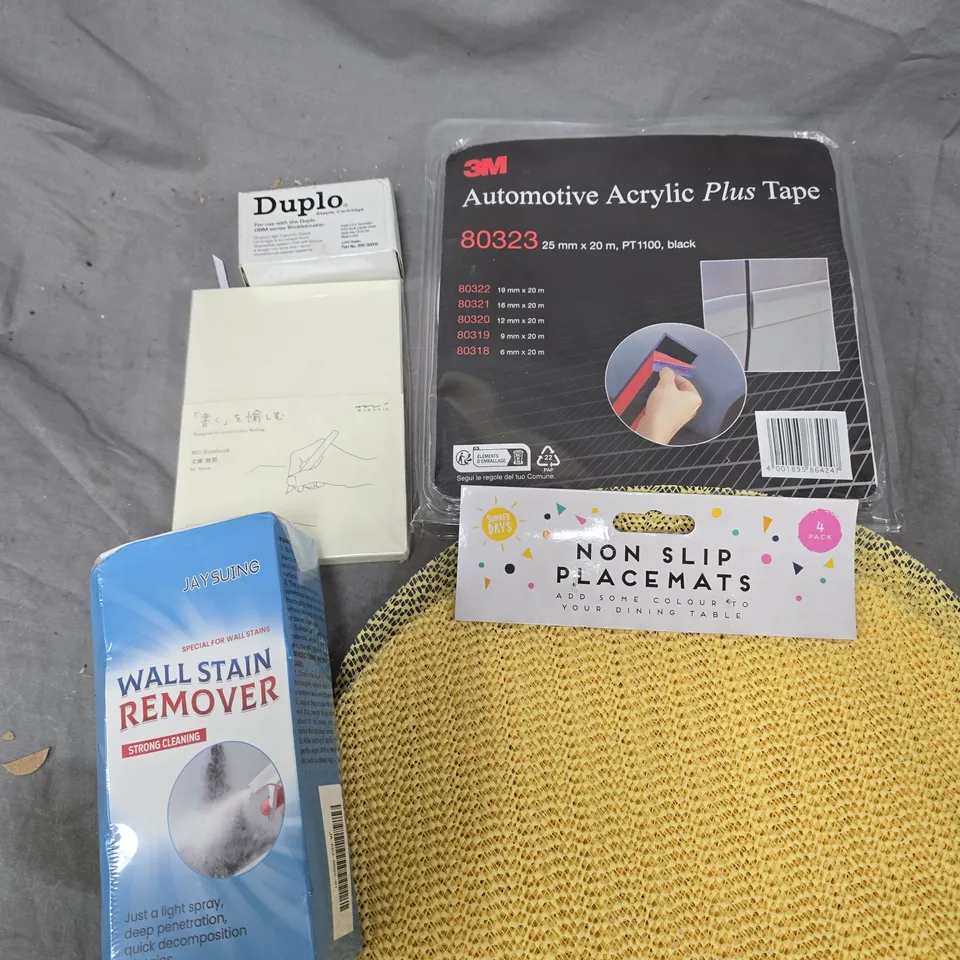 APPROXIMATELY 20 ASSORTED HOUSEHOLD ITEMS TO INCLUDE PLACEMATS, NOTEPAD, STAIN REMOVER ETC 