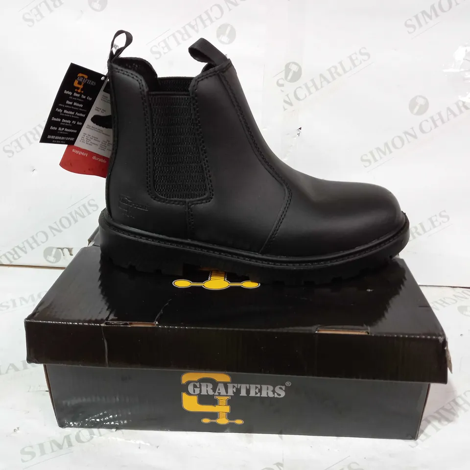 BOXED PAIR OF GRAFTERS GRINDER SAFETY BOOTS IN BLACK UK SIZE 9