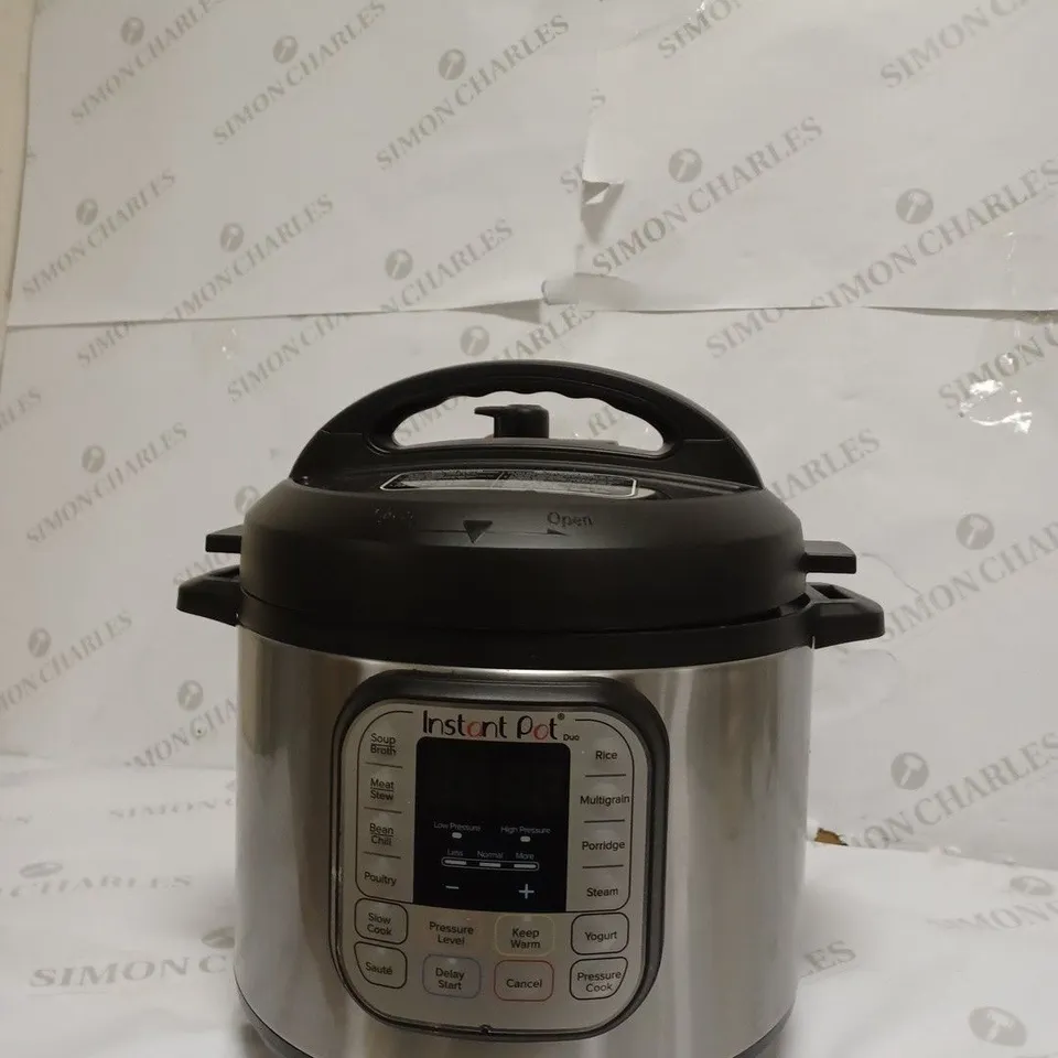 INSTANT POT DUO SMART PRESSURE COOKER