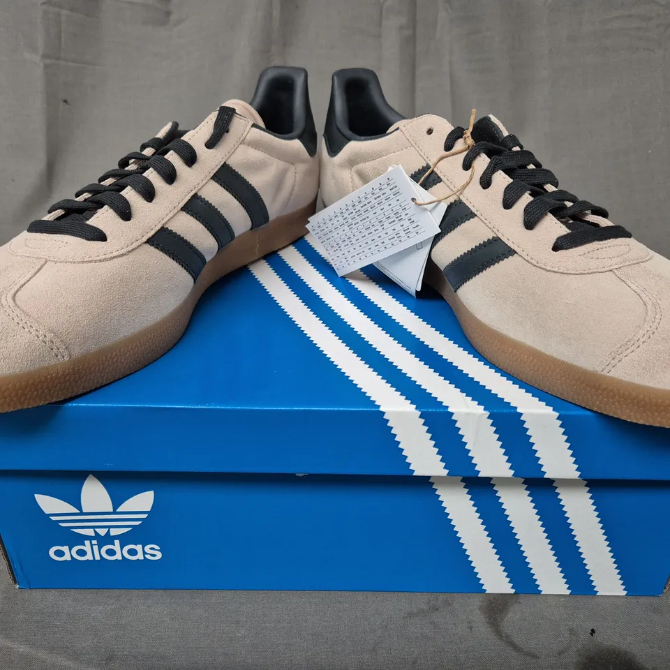 BOXED PAIR OF ADIDAS GAZELLE SHOES IN BEIGE/BLACK UK SIZE 12