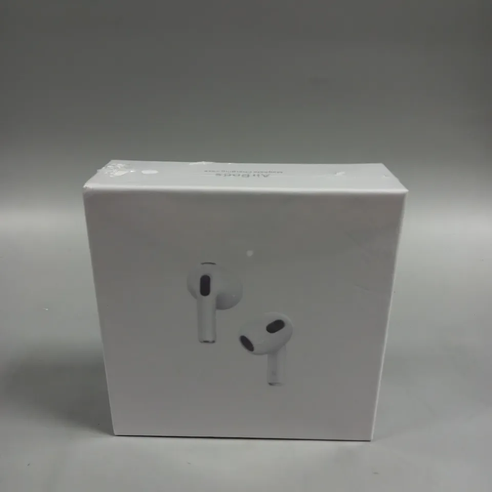 BOXED SEALED APPLE AIRPODS 3RD GEN WIRELESS EARPHONES 
