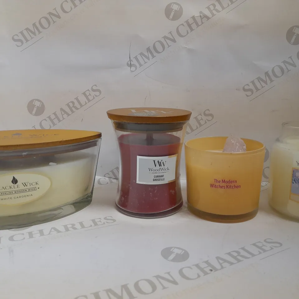 BOX OF APPROX 10 CANDLES IN ASSORTED SCENTS	