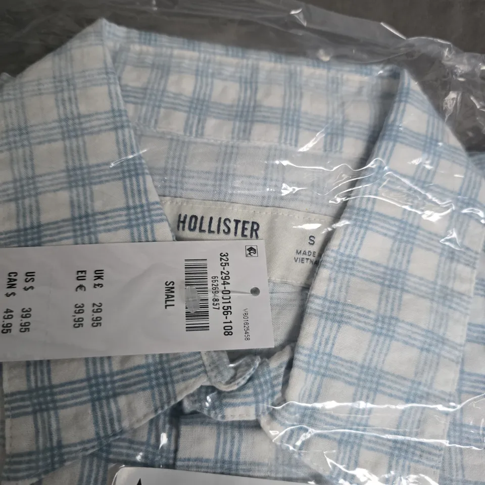 BAGGED HOLLISTER BOXY SHORT-SLEEVE POCKET SHIRT IN WASHED WHITE PLAID - SMALL