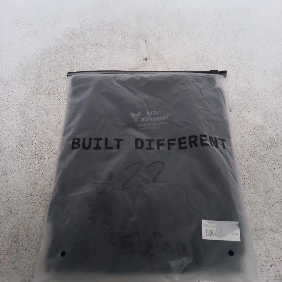 BUILT DIFFERENT CREW NECK TEE SIZE 2 XL