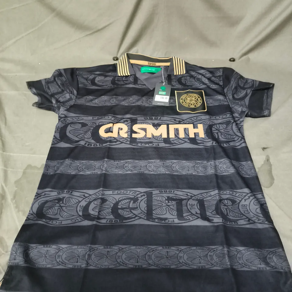 CELTIC FC OFFICIAL MERCHANDISE FOOTBALL SHIRT – SIZE LG (DARK NAVY/GOLD)