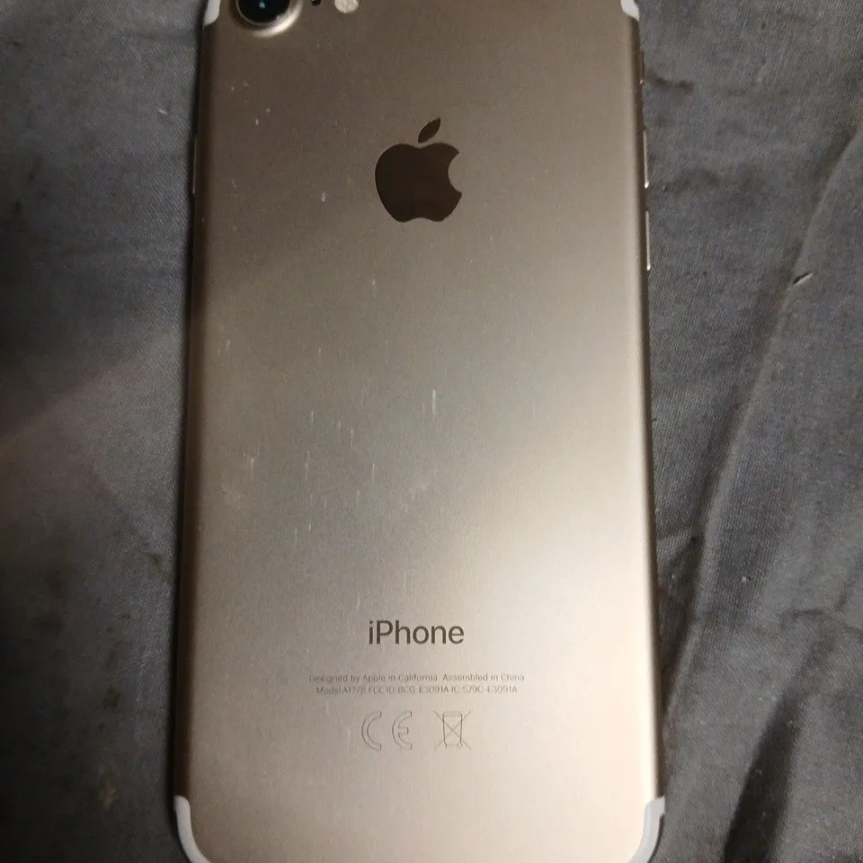 APPLE IPHONE 7 – GOLD (MODEL A1778)