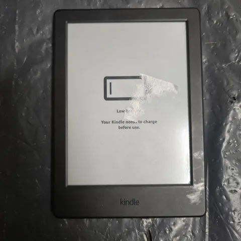 AMAZON KINDLE E-READER – BLACK