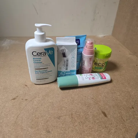 APPROXIMATELY 15 ASSORTED HEALTH & BEAUTY PRODUCTS TO INCLUDE CERAVE CLEANSER, REKAVL DEPILATE CREAM, PLOUISE BLUSH BEACH, ETC - COLLECTION ONLY