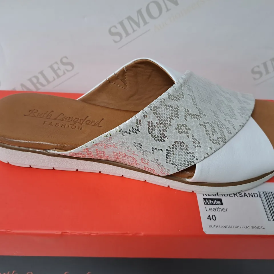 BOXED PAIR OF RUTH LANGSFORD LEATHER SANDALS IN WHITE SIZE 7