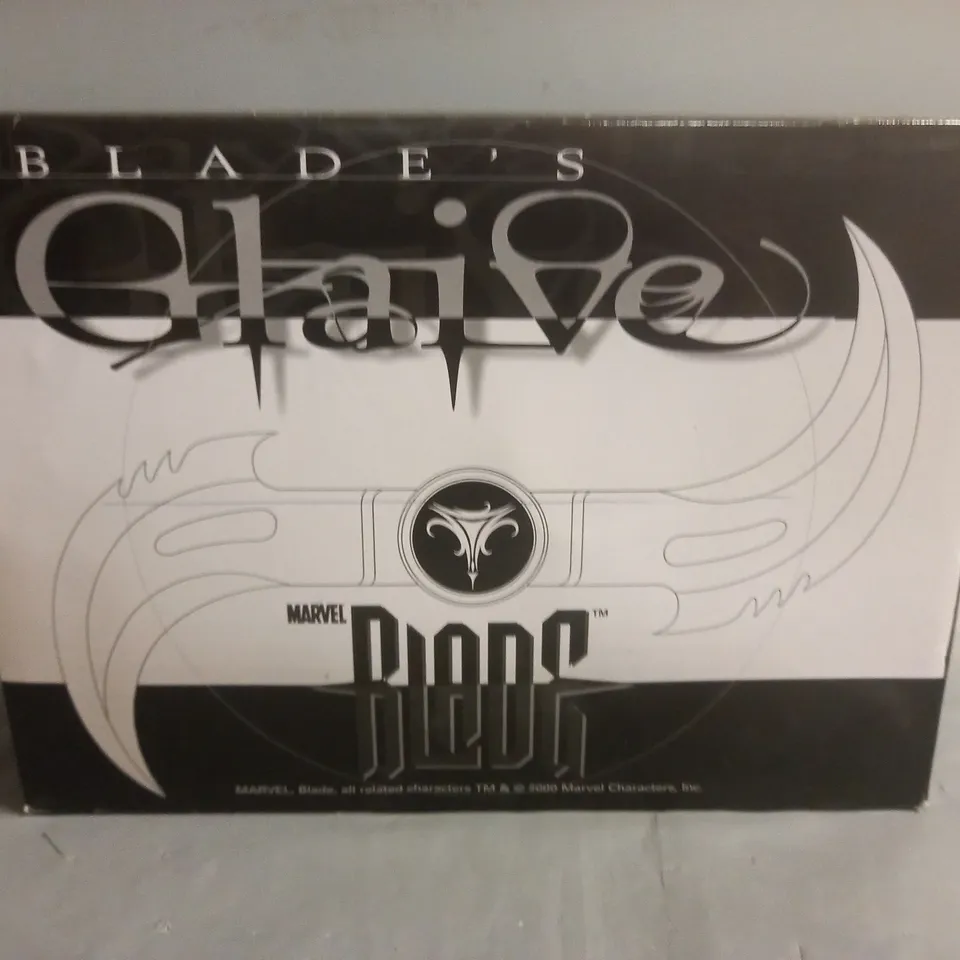 BOXED MARVEL BLADE BLADES GLAIVE - UC1402