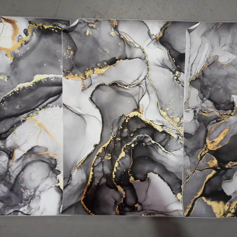 COLLECTION OF 3 MARBLE EFFECT ART PRINTS IN GREY/GOLD