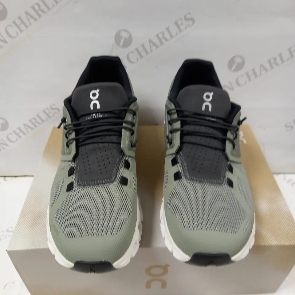 BOXED QN CLOUD 5 KELP SHADOW SIZE 7 