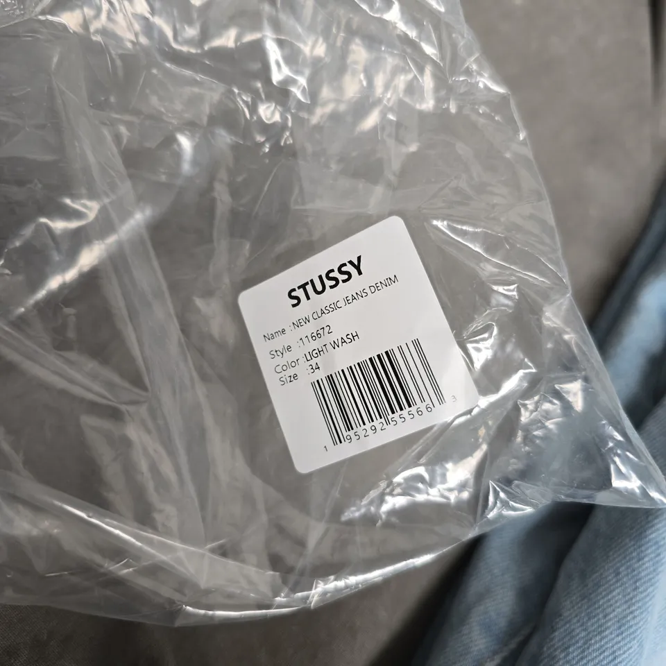 STUSSY NEW CLASSIC JEANS DENIM – LIGHT WASH, SIZE 34