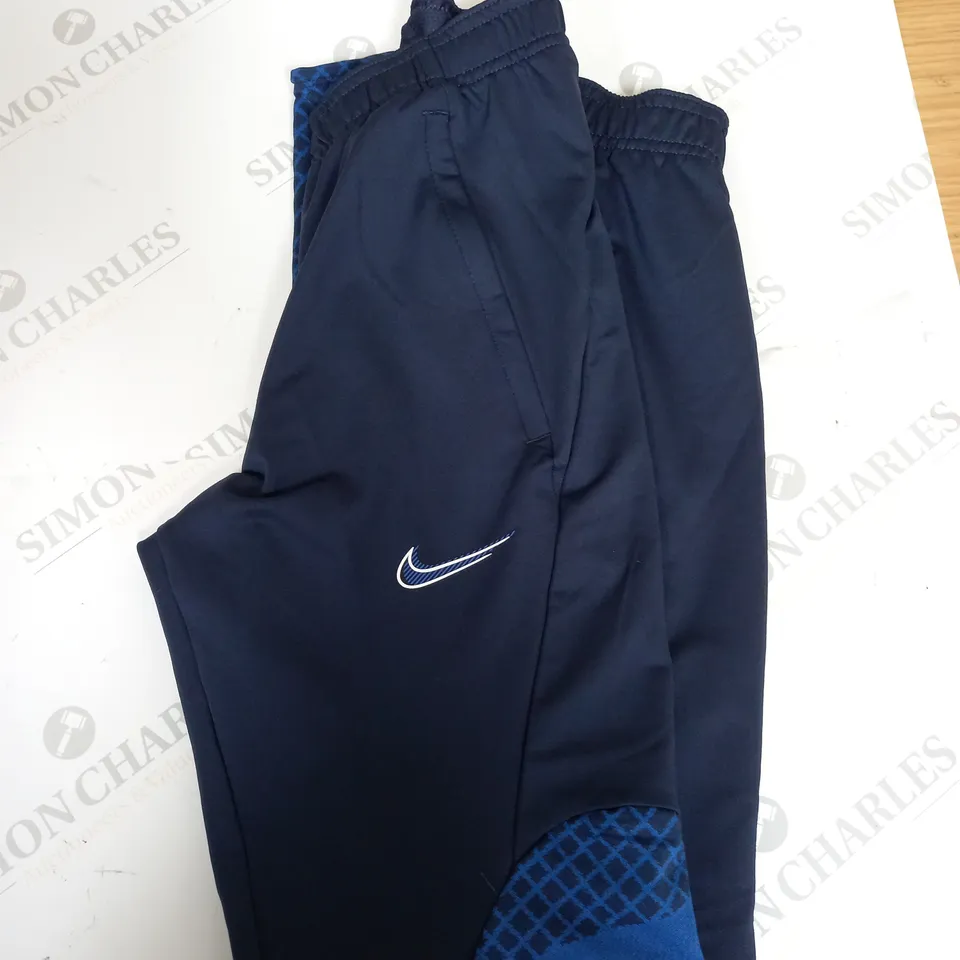 NIKE TRACKSUIT BOTTOMS SIZE S