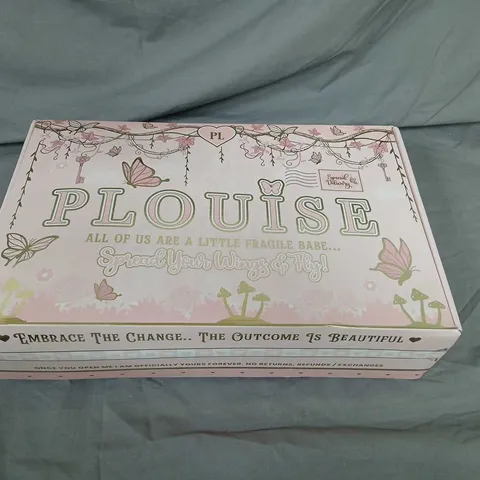 BOXED AND SEALED PLOUISE ALL OF US ARE A BIT FRAGILE BABE SPREAD YOUR WINGS AND FLY GIFT SET
