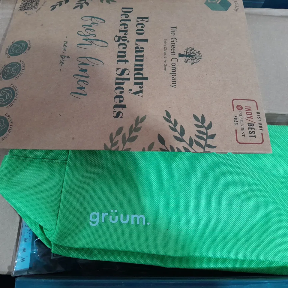 BOX OF APPROX 10 ASSORTED ITEMS TO INCLUDE - GRUUM LIME PENCIL CASE - THE SATIN PILLOWCASE - FLEX CABLE ECT 