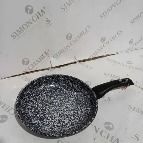 GONZALO GRACIA CERAMIC FRYPAN