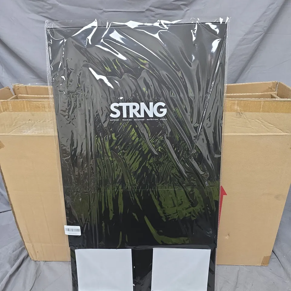 BOX OF APPROXIMATLEY 10 STRNG BRANDED FITNESS BOARDS