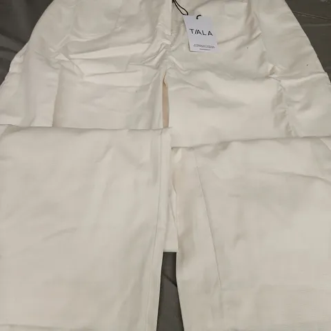 TALA WIDE LEG LINEN TROUSERS, COCONUT MILK - UK SIZE XL
