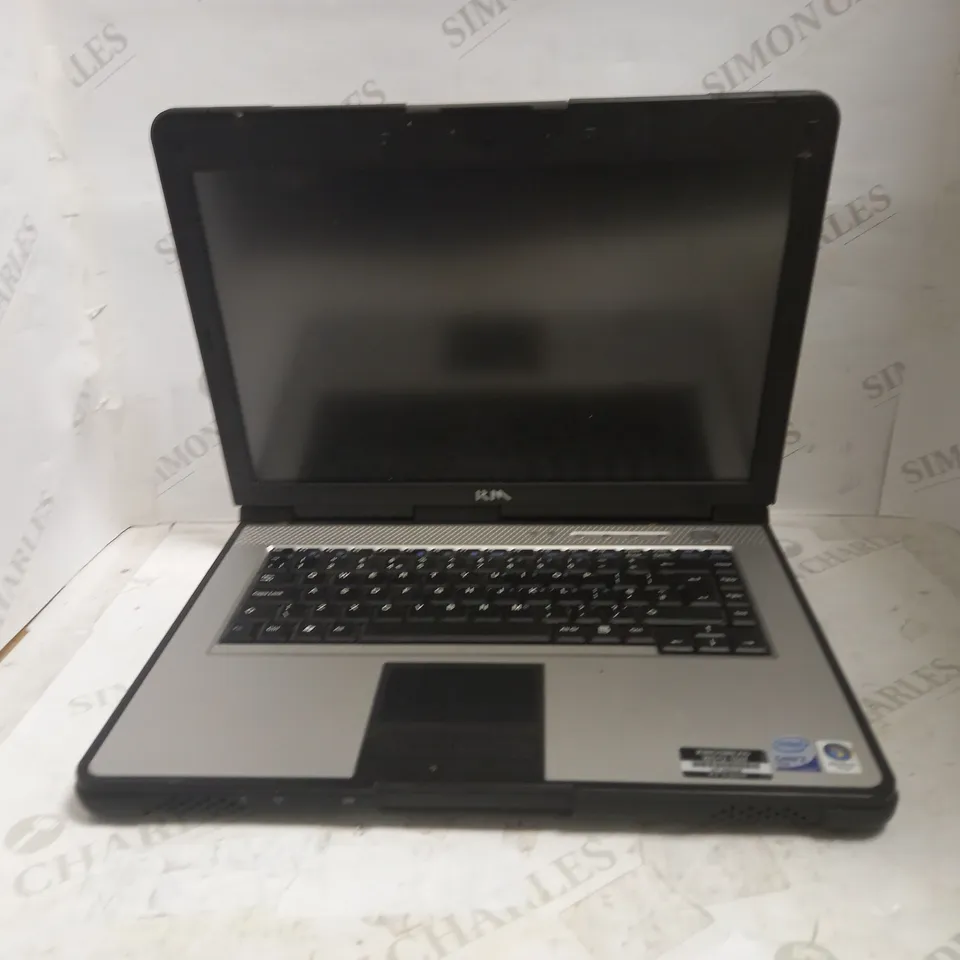 RM MOBILE ONE T12ER 15" LAPTOP